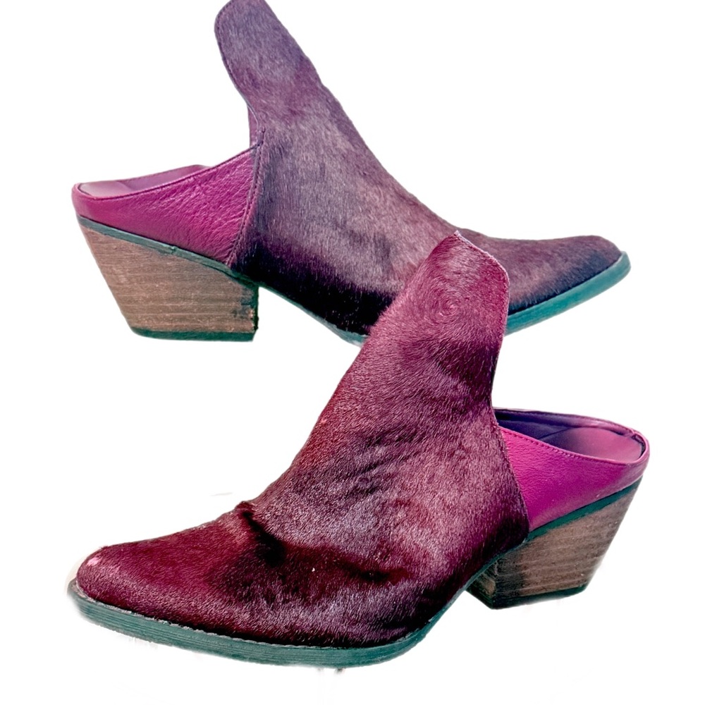 Very Volatile Los Angeles Women’s Burgundy/Red Bootie-